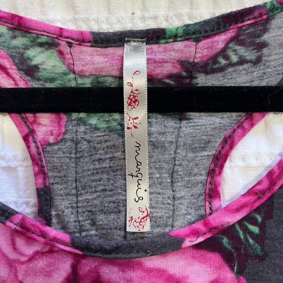 Adorable tank top mini dress with pockets! - Picture 2 of 5